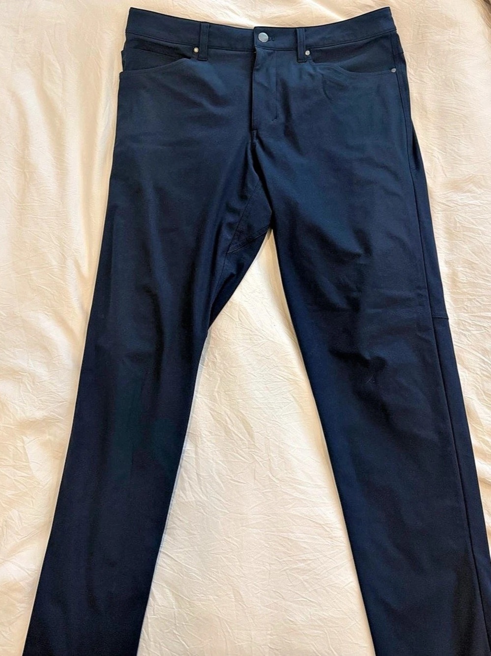 Lululemon ABC Classic Fit Pant Men's Navy Blue Pants Waist 32 - Picture 2 of 4